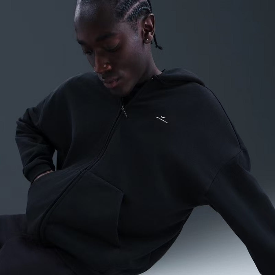 Survêtement Nike Solo Swoosh – Ensemble Hoodie Zippé & Pantalon Fleece