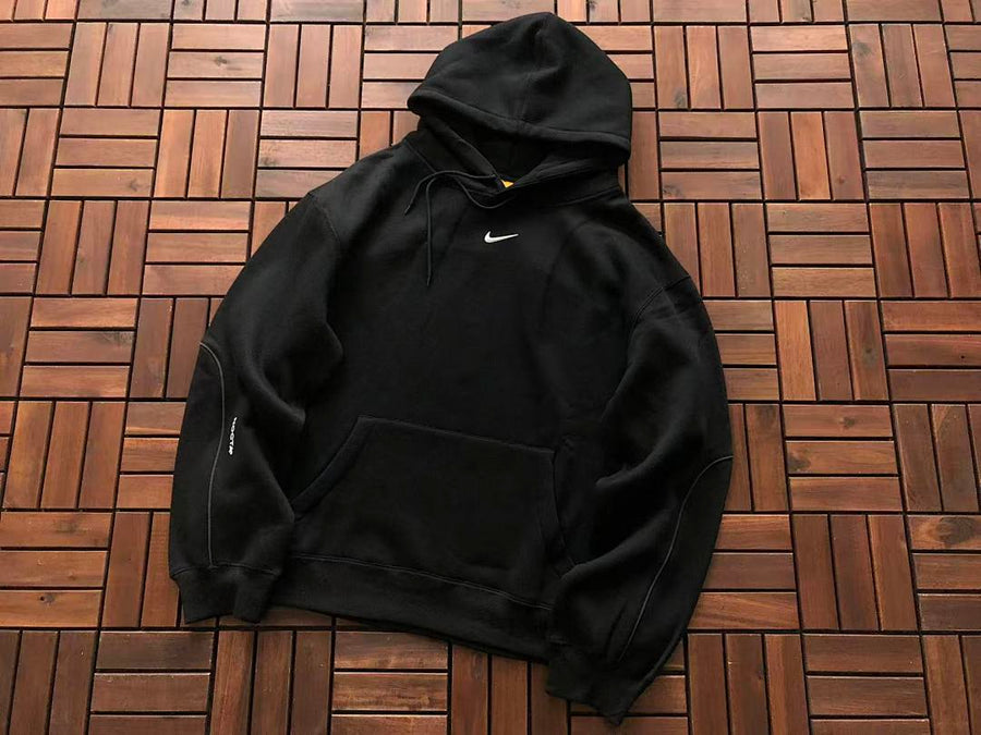 Survêtement Nike x NOCTA Fleece – Ensemble Hoodie & Pantalon