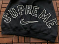 Survêtement Supreme x Nike – Ensemble Crewneck & Pantalon Fleece SS24