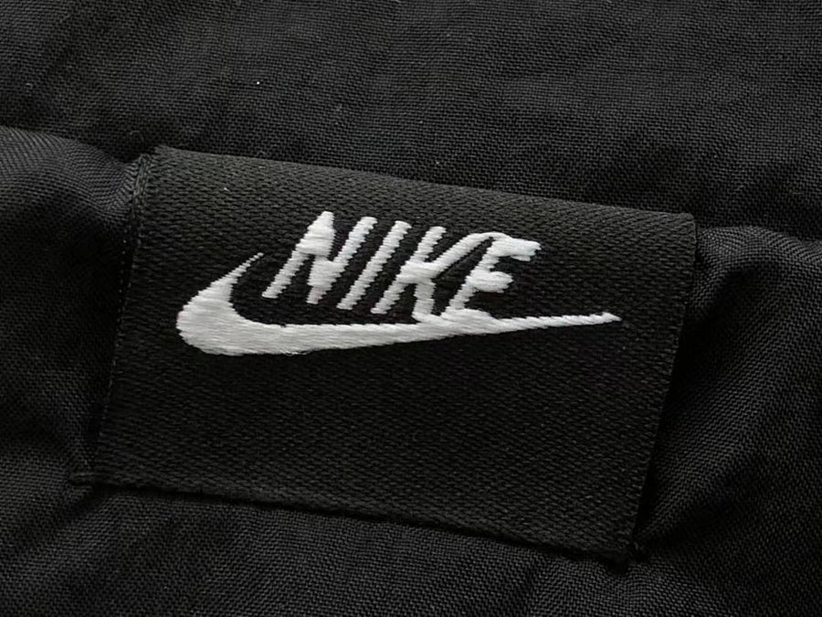 Survêtement Nike Sportswear Re-Issue – Ensemble Veste & Pantalon Nylon