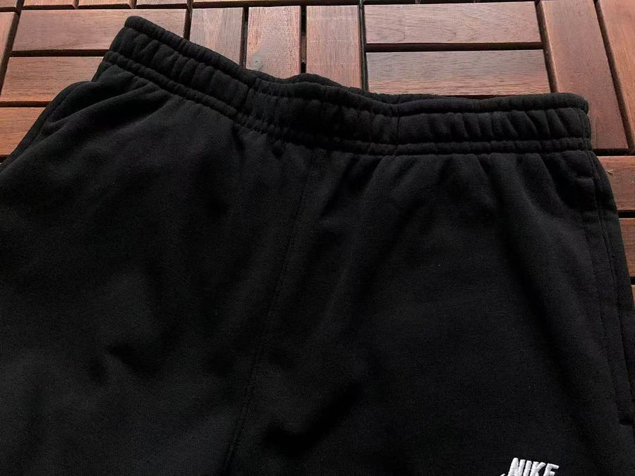 Survêtement Nike Club Fleece – Ensemble Crewneck & Pantalon