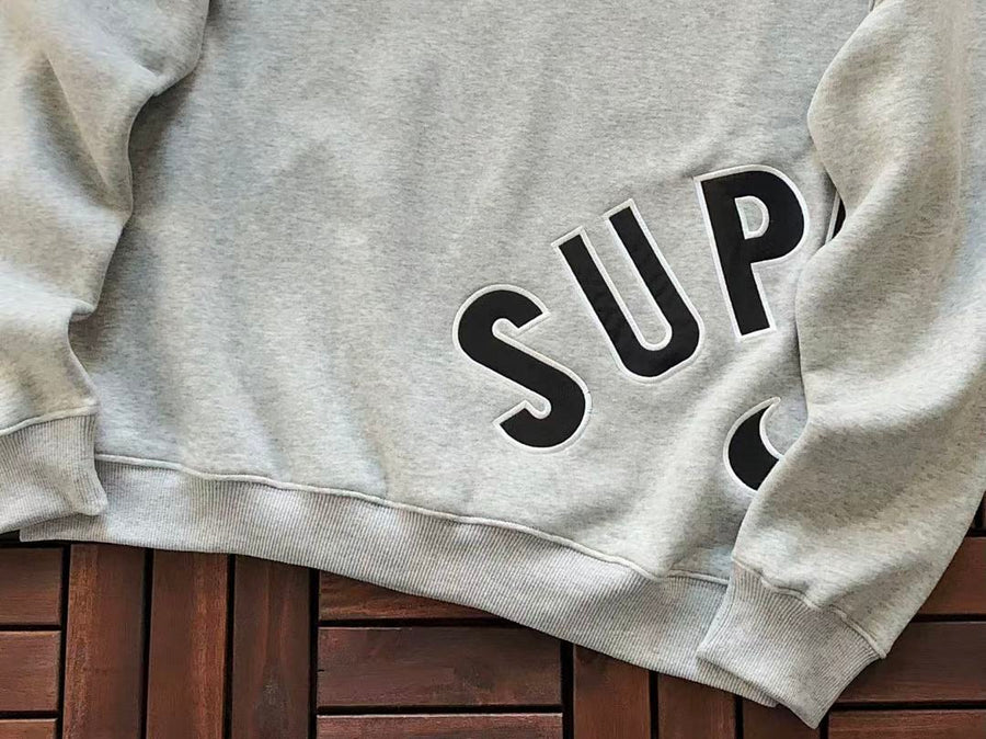Survêtement Supreme x Nike – Ensemble Crewneck & Pantalon Fleece SS24