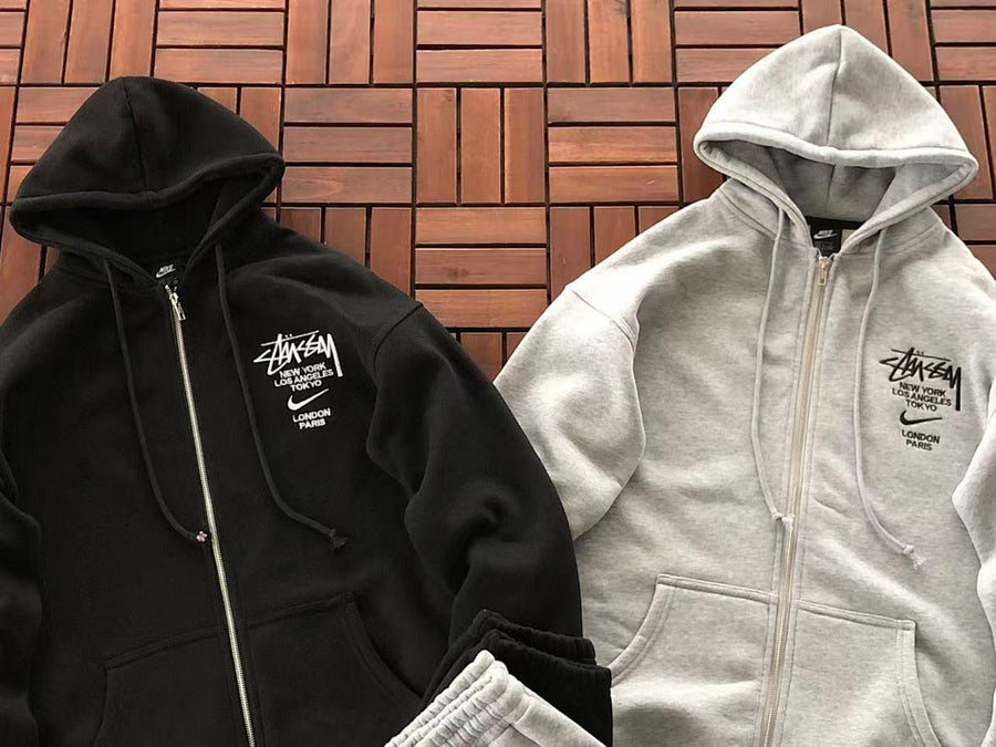 Survêtement Nike x Stüssy – Ensemble Full-Zip Hoodie & Pantalon Fleece SS24