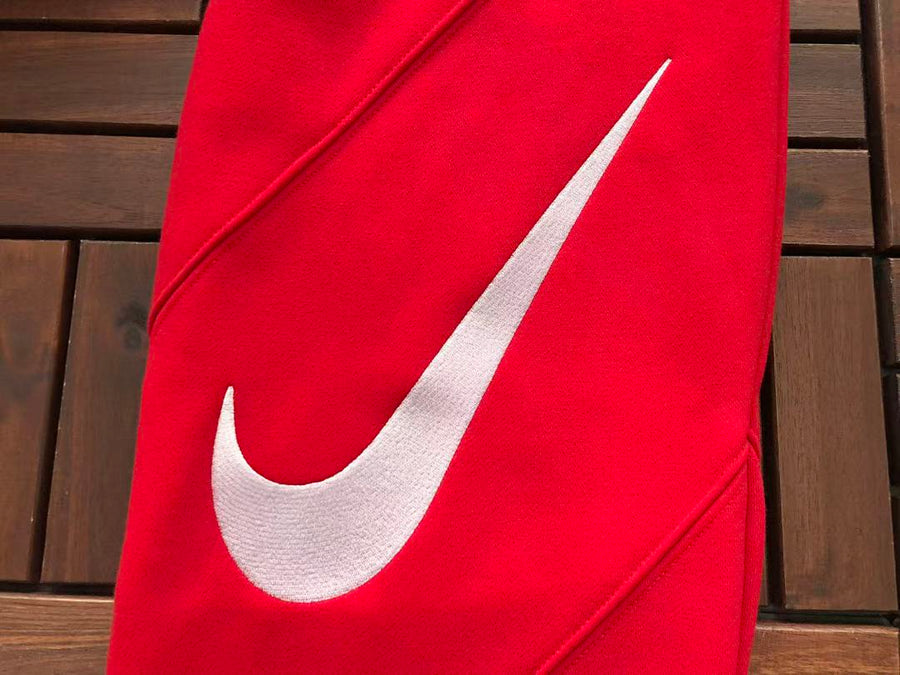 Survêtement Supreme x Nike – Ensemble Hoodie & Pantalon Fleece SS24