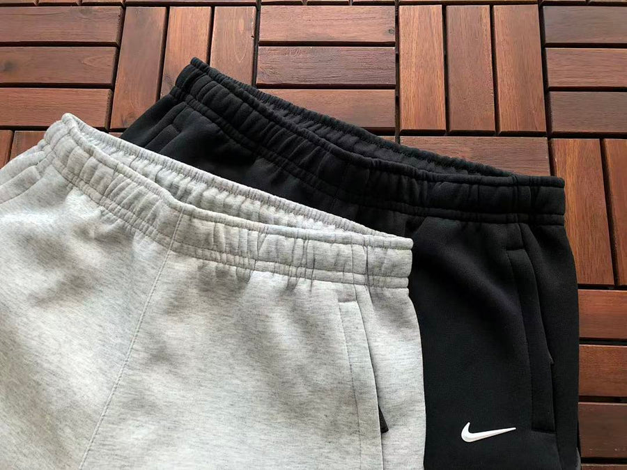 Survêtement Nike x NOCTA Fleece – Ensemble Crewneck & Pantalon