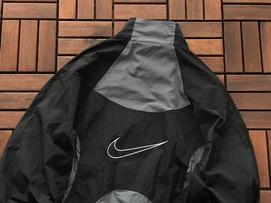 Survêtement Nike Sportswear Re-Issue – Ensemble Veste & Pantalon Nylon