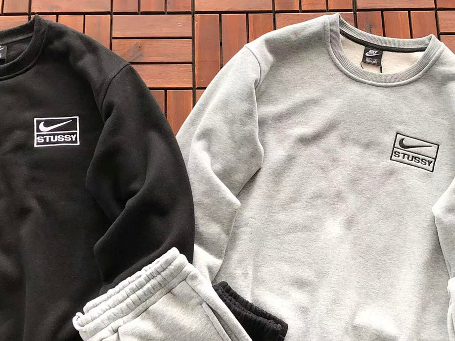 Survêtement Nike x Stüssy – Ensemble Crewneck & Pantalon Fleece SS24